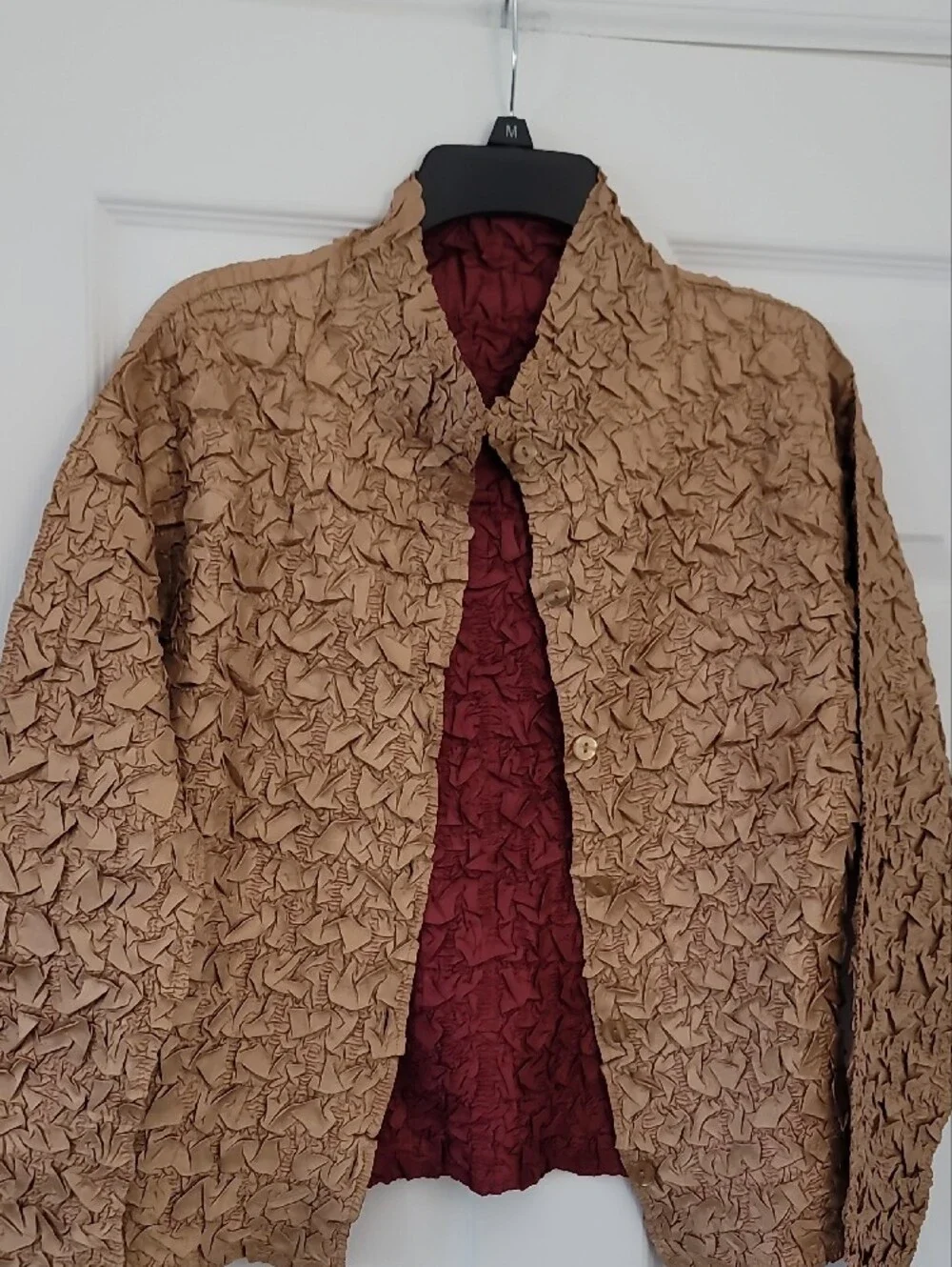 Source Unknown stylish textured